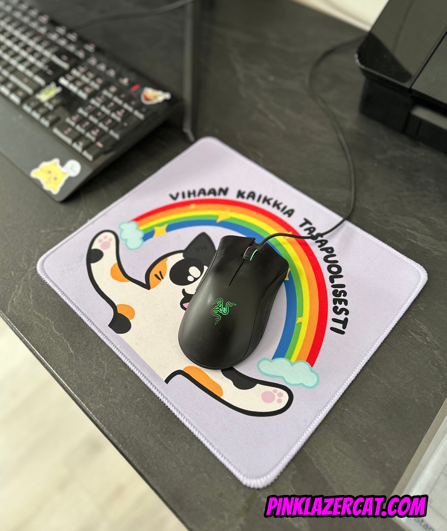 Vihaan kaikkia tasapuolisesti hiirimatto