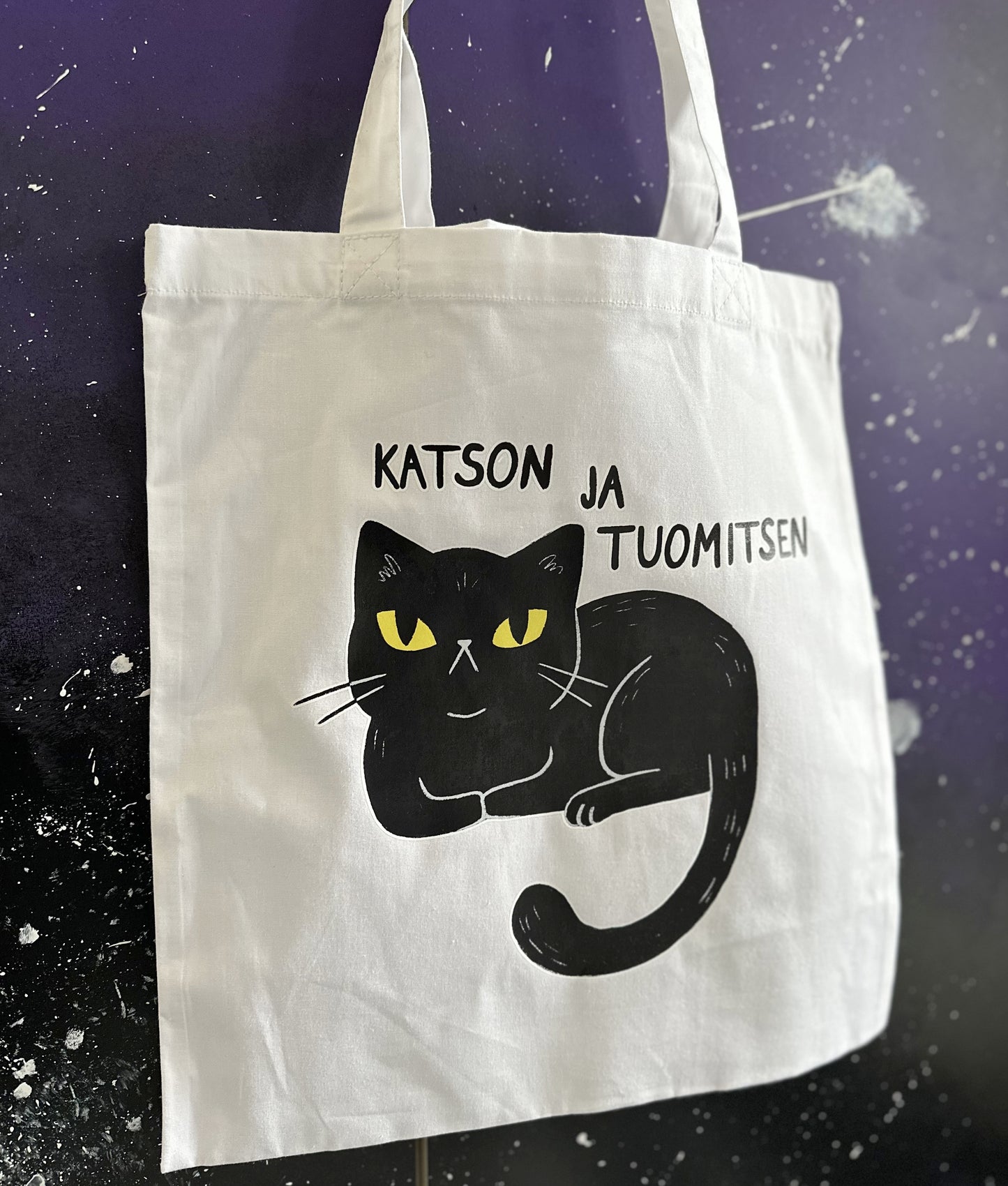 Katson ja tuomitsen - Kangaskassi