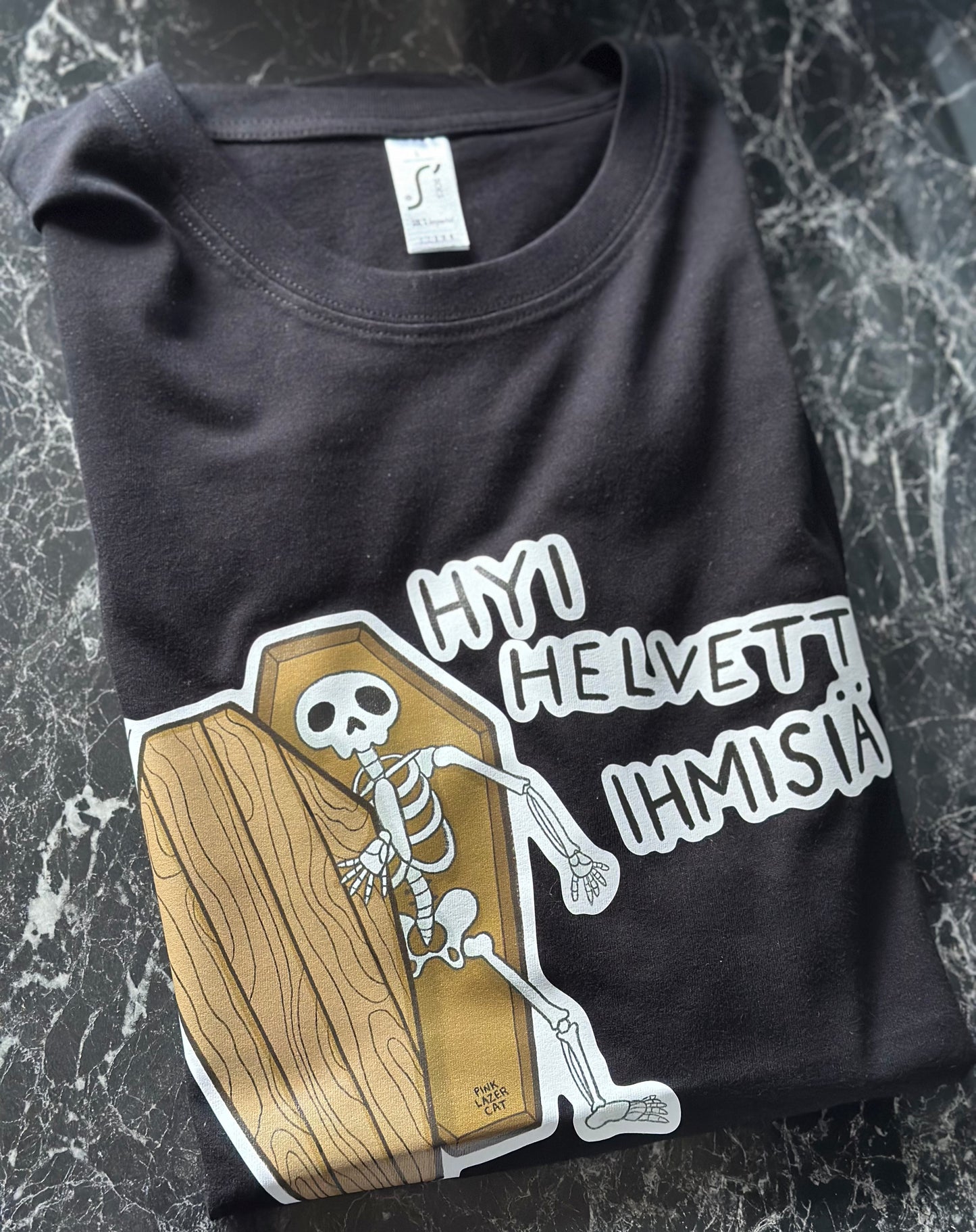 Hyi helvetti, ihmisiä - T-paita
