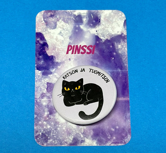 Katson ja tuomitsen - Pinssi