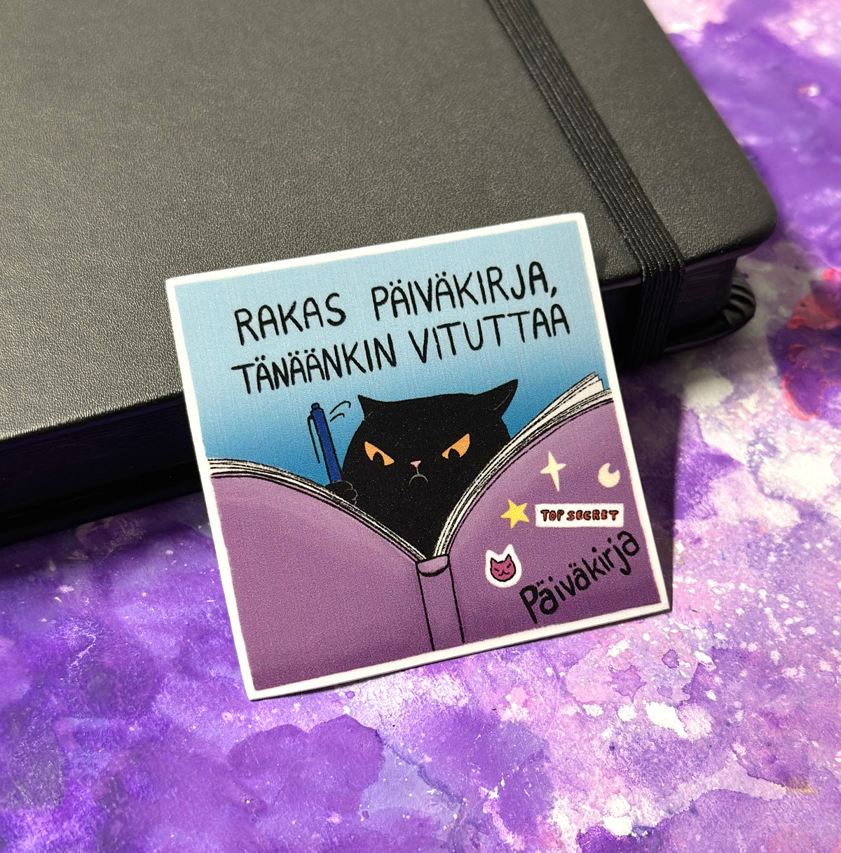 Rakas päiväkirja, tänäänkin vituttaa - Säänkestävä tarra