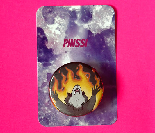 Pesukarhu liekeissä - Pinssi