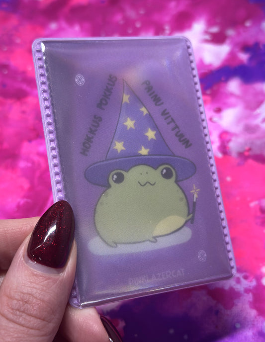 Hokkus pokkus painu vittuun - Heijastava matkakorttikotelo