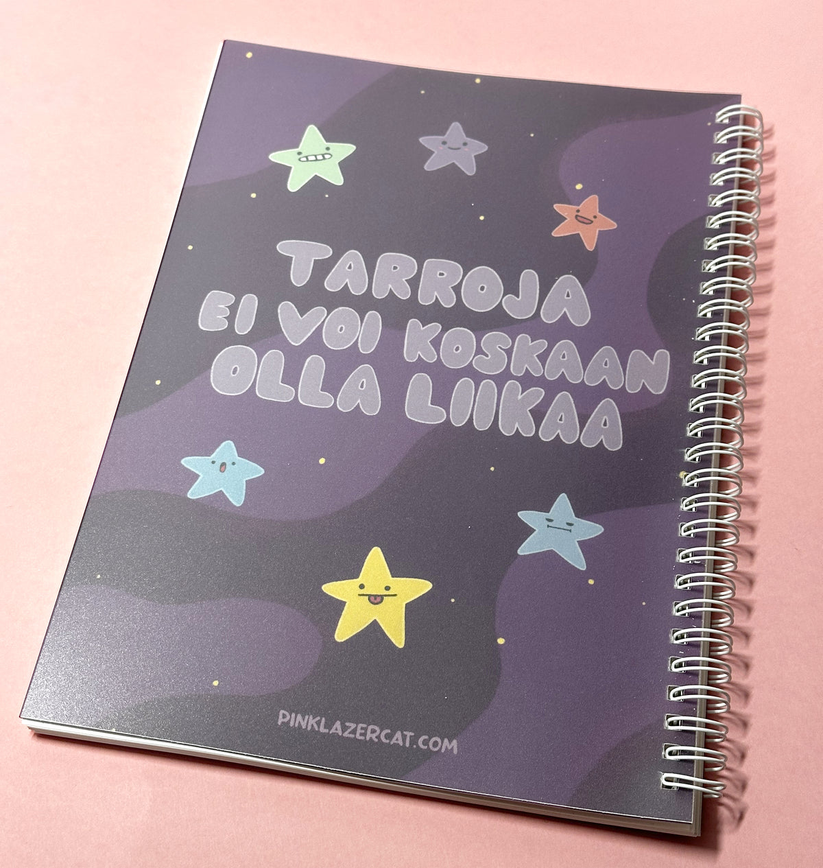Tarroja ei voi koskaan olla liikaa - Tarrakirja
